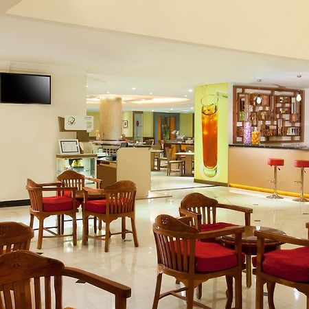 Ibis Mangga Dua Otel Cakarta Dış mekan fotoğraf