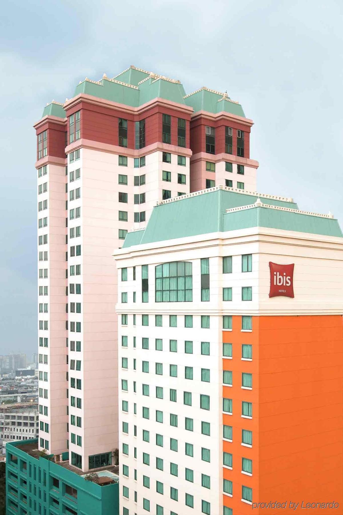 Ibis Mangga Dua Otel Cakarta Dış mekan fotoğraf