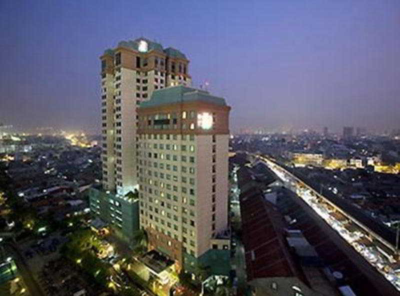 Ibis Mangga Dua Otel Cakarta Dış mekan fotoğraf