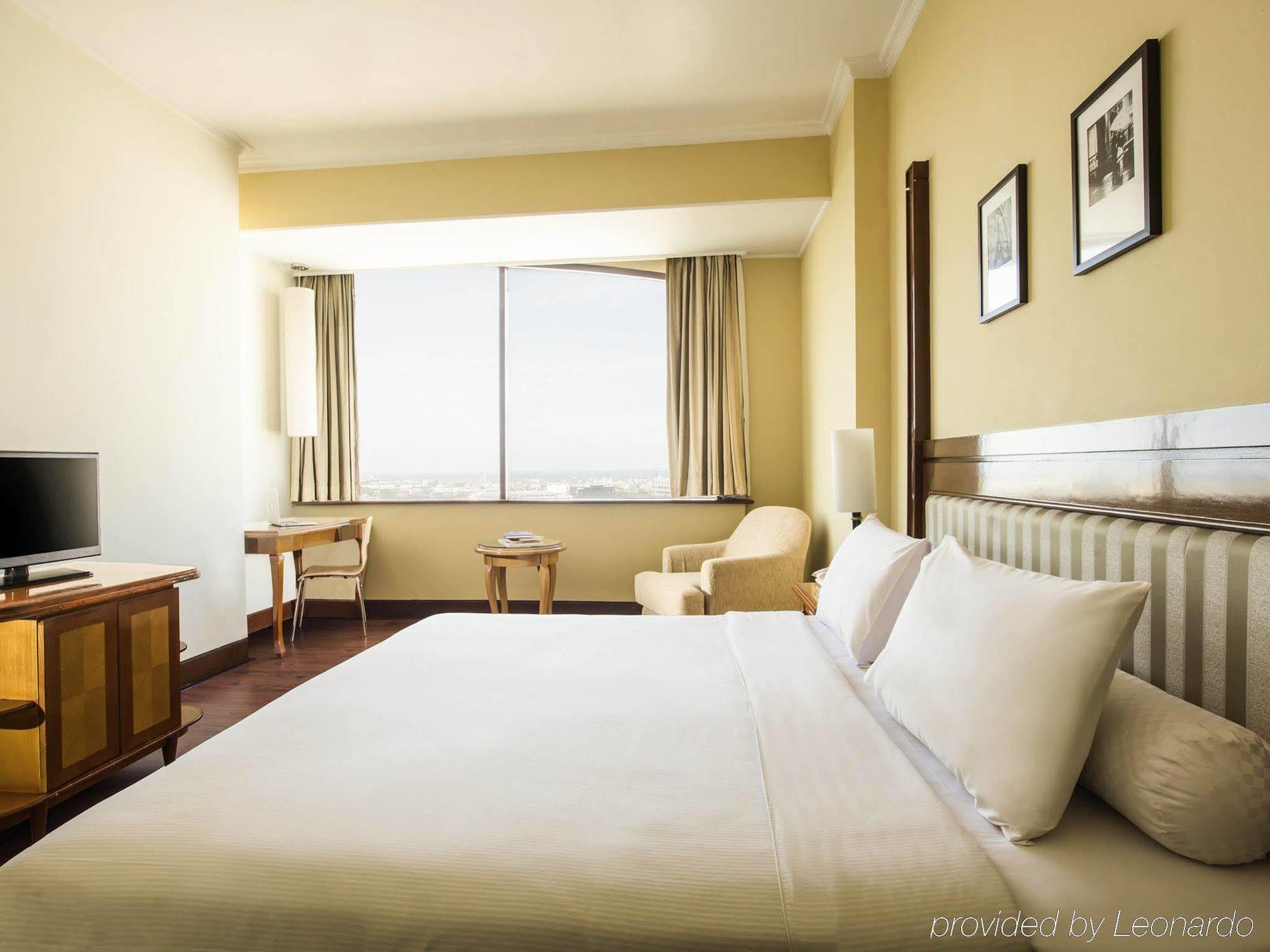 Ibis Mangga Dua Otel Cakarta Dış mekan fotoğraf