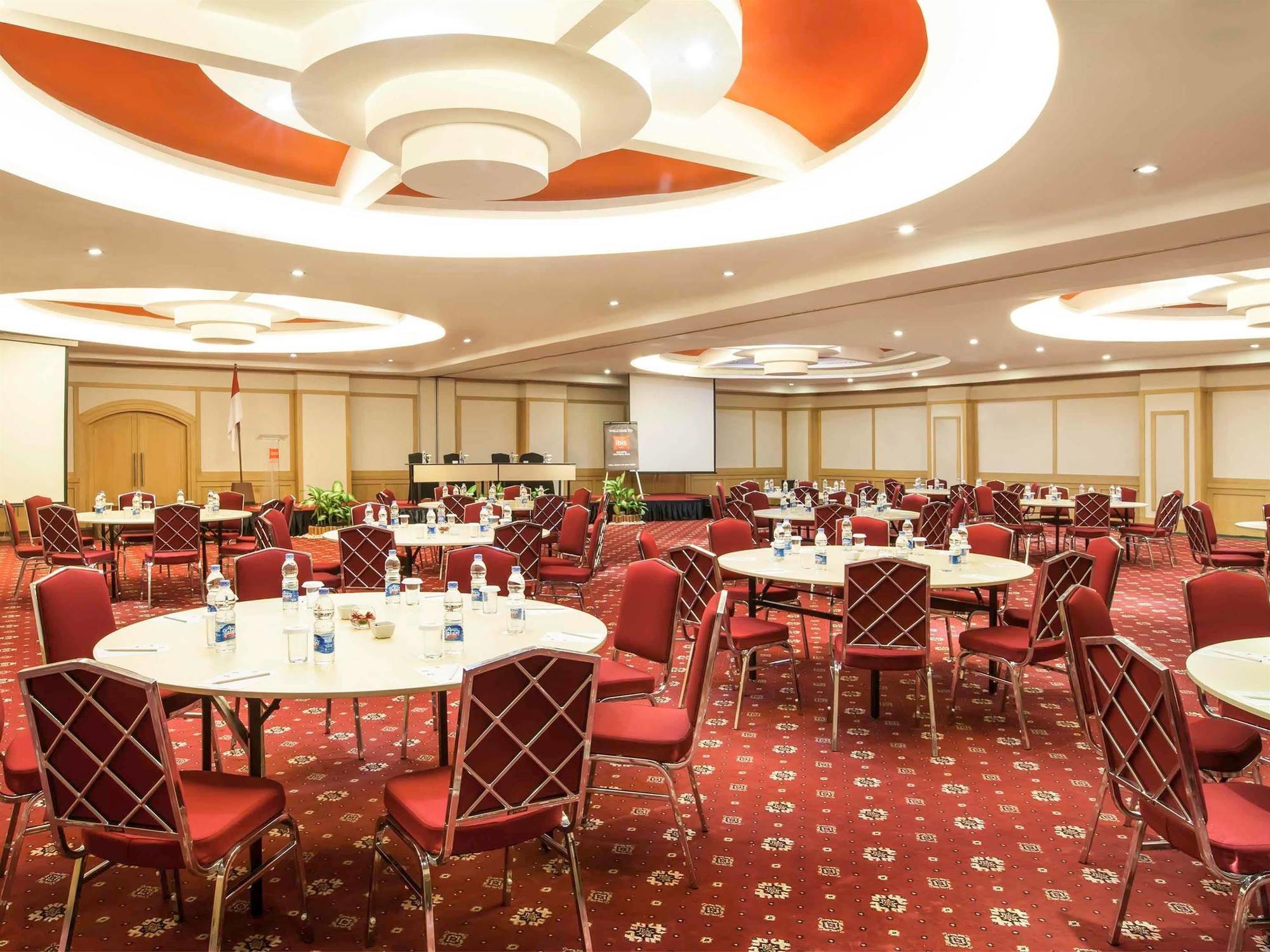 Ibis Mangga Dua Otel Cakarta Dış mekan fotoğraf